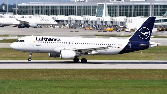 D-AIZG:Airbus A320-200:Lufthansa